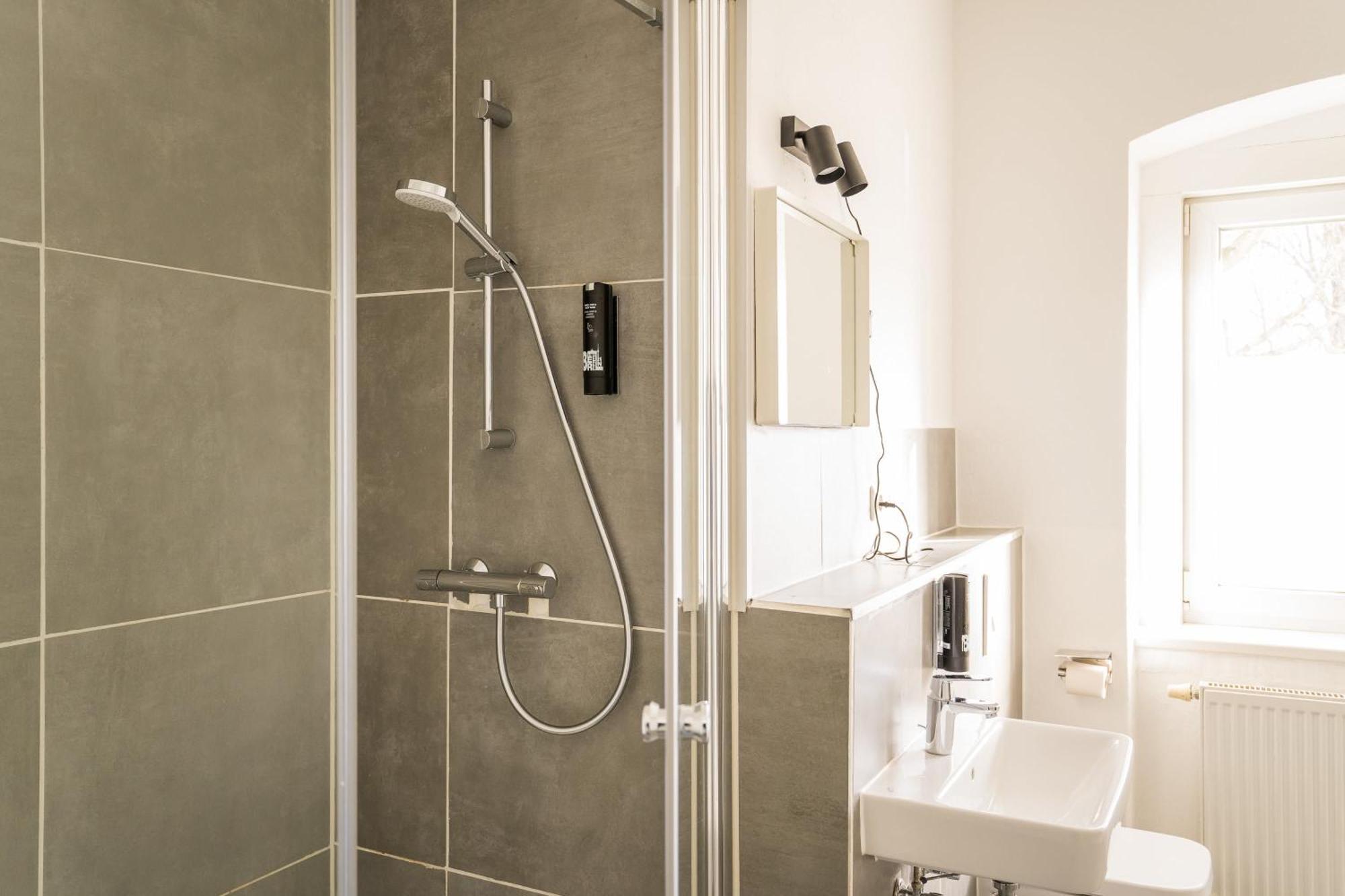 Three Bedroom Plus Big Kitchen Plus Selfcheckin Plus Street Parking Berlin Bagian luar foto