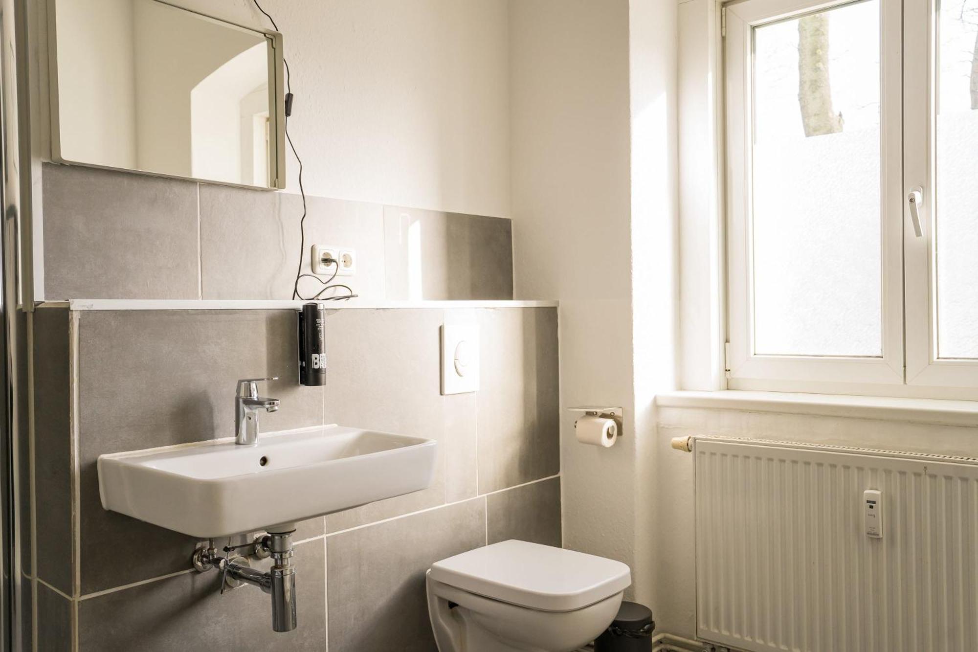 Three Bedroom Plus Big Kitchen Plus Selfcheckin Plus Street Parking Berlin Bagian luar foto