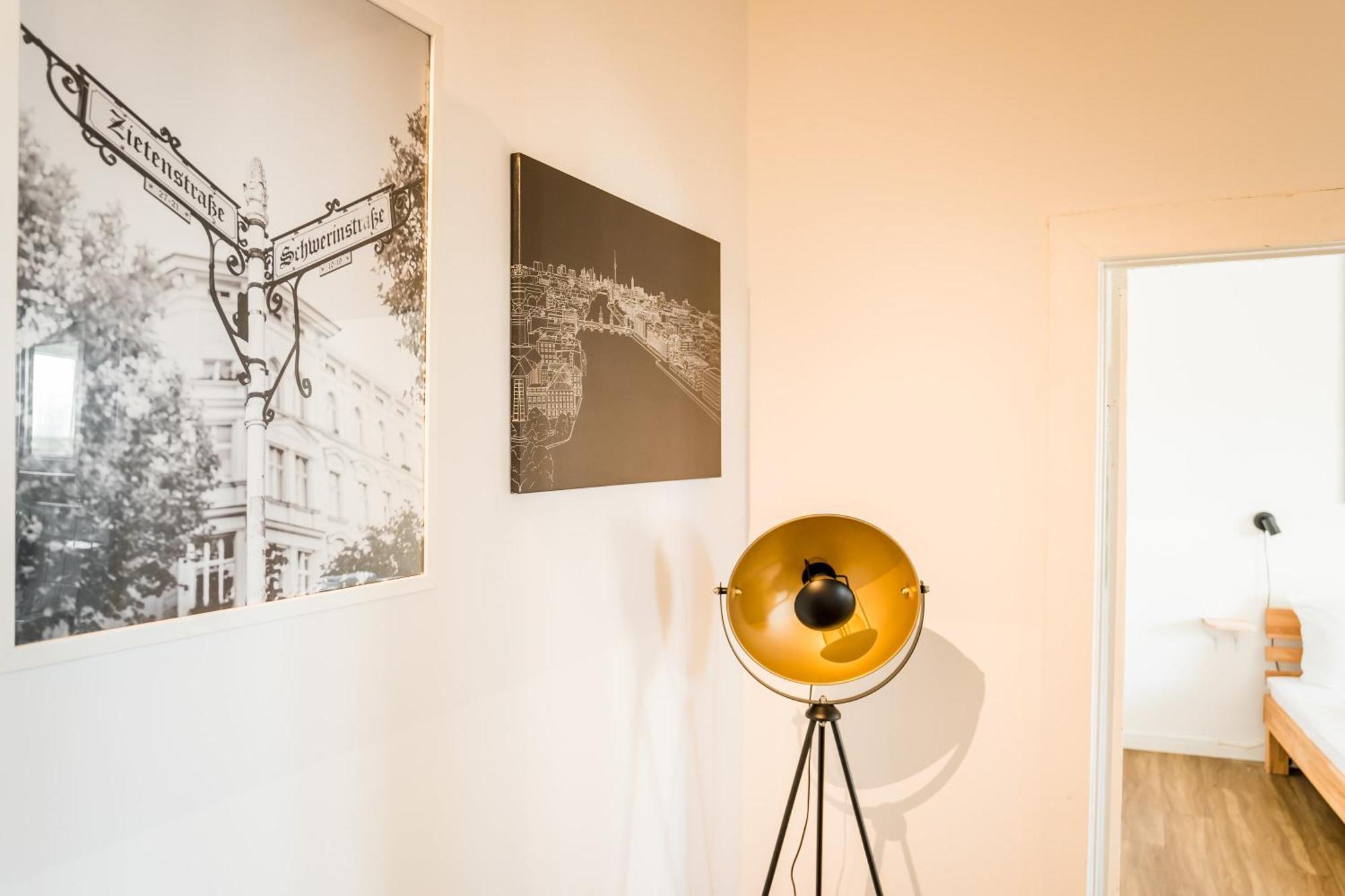 Three Bedroom Plus Big Kitchen Plus Selfcheckin Plus Street Parking Berlin Bagian luar foto